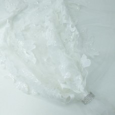Вышивка на сетке пайетки цвет белый